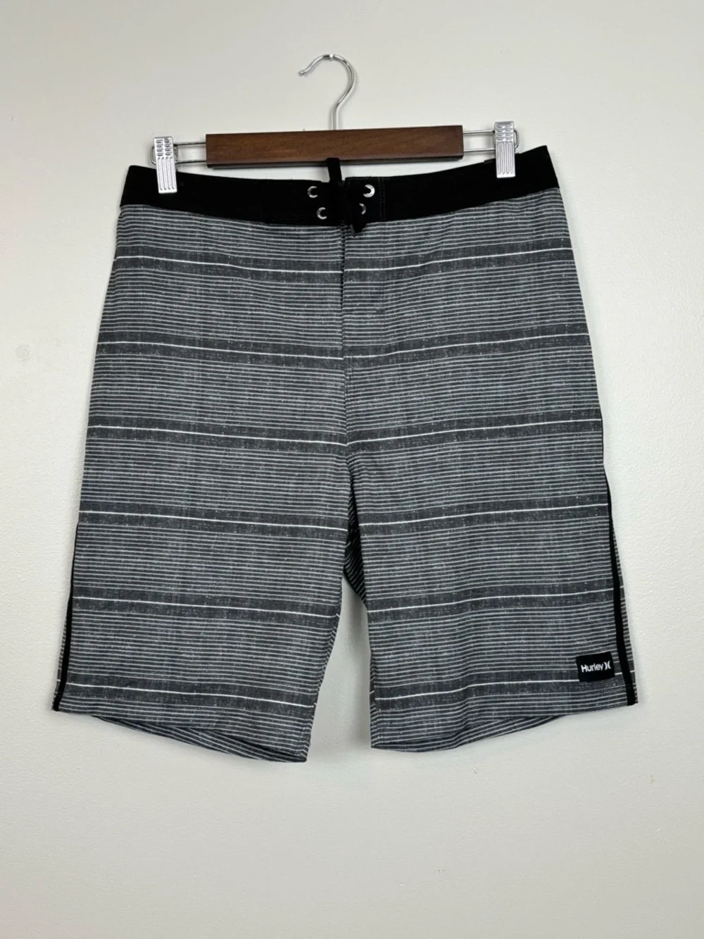 Hurley Boardshorts Boy 18 Gray Stripe 9.5